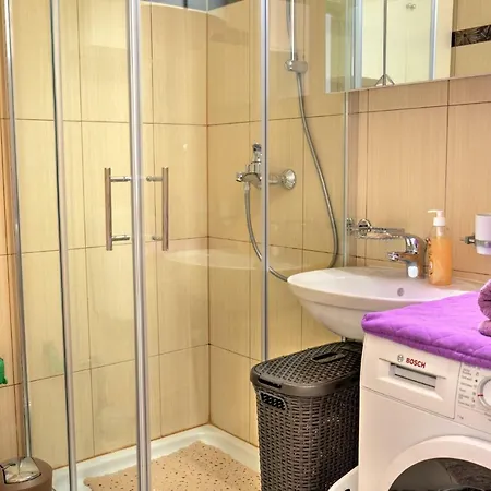 Appartement Lovely Near The With A Sea View